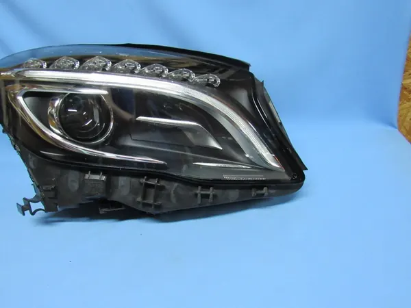 Rechter Koplamp Mercedes GLA W156 Bi-Xenon OEM image 2