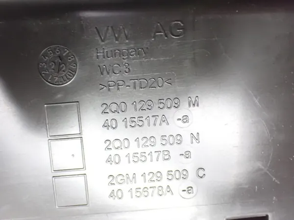 OEM 2Q0129509M Ilmanotto-Kansi SEAT Aronalle image 3
