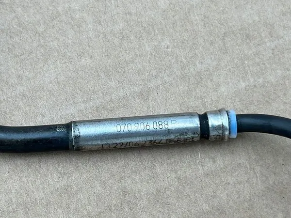 Sensor de temperatura de escape Volkswagen OE 070 906 088 P image 5
