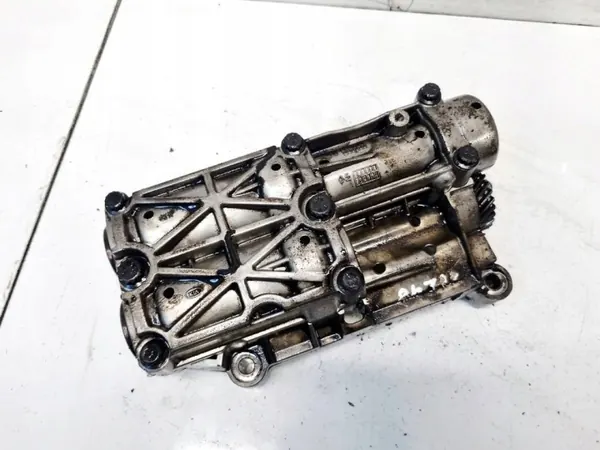 Öljypumppu Hyundai Trajet OEM 2346614 2006 2.0L image 2