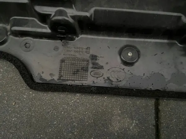 Land Rover Defender skottväggssats OEM L8B2-10B812 image 8