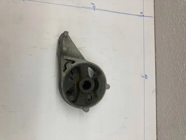 Support d'échappement OEM 743253 pour Peugeot 308 T9 image 3