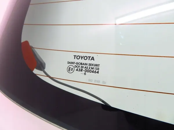 Achterruit Toyota Yaris II HB OEM SZYBA TYLNA image 5