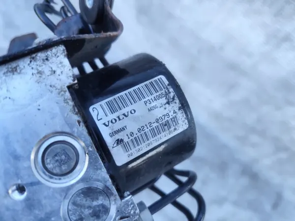 Volvo ABS-pumppu OEM 31400544 S60 II V60 13-18 image 5