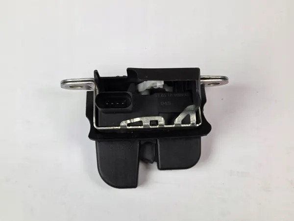 OEM 2G6827505 takaluukun lukko VW Polo VI:lle image 2