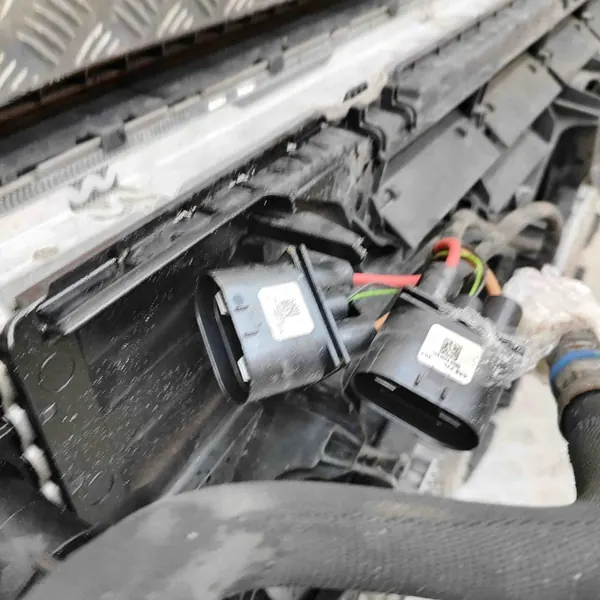 Pièce refroidissement OEM 4H0959455AD pour Audi Q5 3.0L 2015 image 5