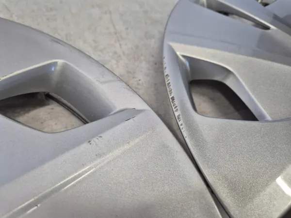4x Tapacubos 16" OEM 6854746 BMW F40 F45 image 9