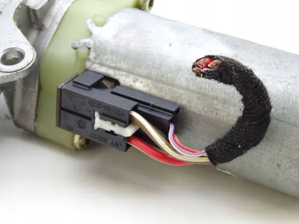 Motor ajuste banco OEM DRC91083 Dianteiro esquerdo Skoda image 5