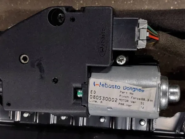 Kattoluukku KIA PROCEED I CEED I HB 3D OEM image 3