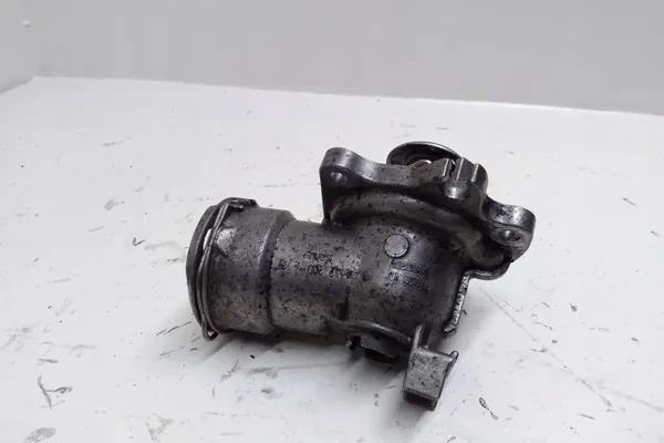 Carcasa de termostato MERCEDES-BENZ S (W221) A6422001915 image 3