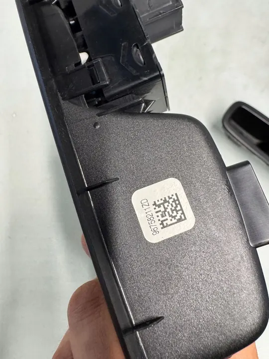 Raam Schakelaar Origineel Peugeot 208 96758211ZD image 4