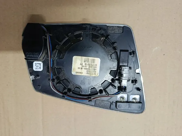 Insert Espelho Esquerdo OEM A2128103321 MIK - Usado image 6