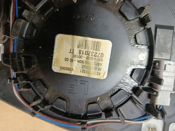 Insert Espelho Esquerdo OEM A2128103321 MIK - Usado image 9