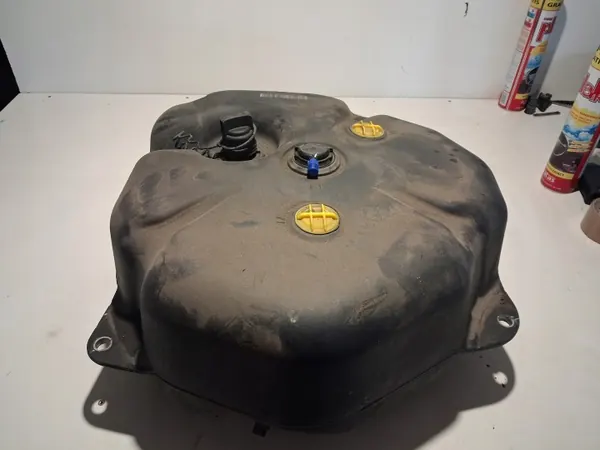 Mercedes E W212 AdBlue-tank OEM A2124700200 image 2