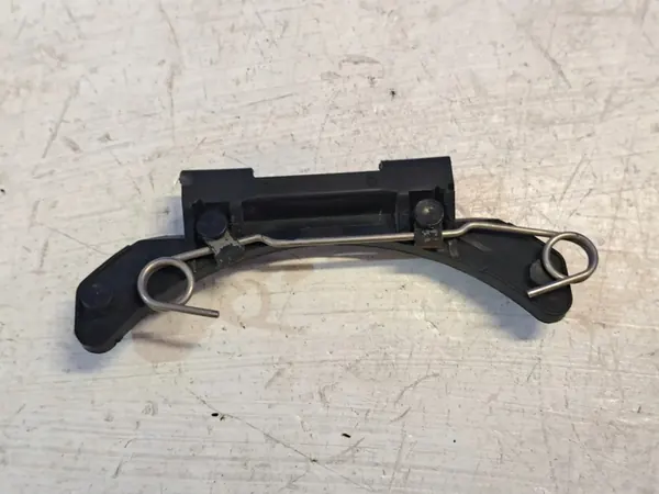 Trappe de réservoir VOLVO S60 I 2.5L 2006 30649879 image 2