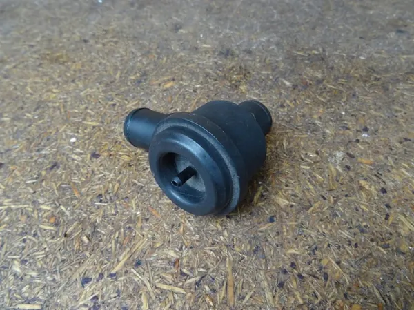 Válvula DV AUDI A3 8L 06A145710E image 2