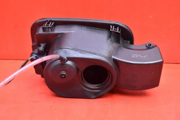 Trappe à carburant OEM 5E7809857B pour Skoda Octavia IV Break image 3