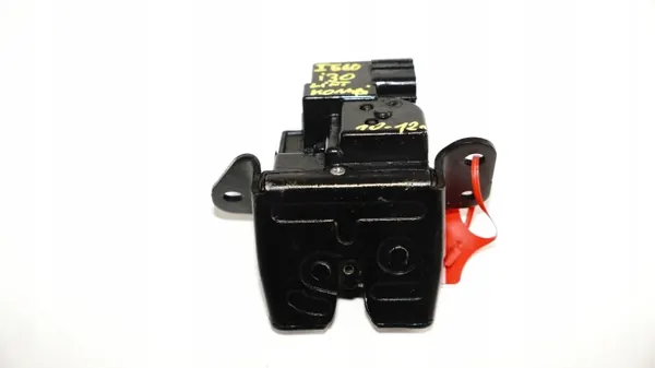 Serrure coffre OEM 371116748 pour Hyundai i30 Break 10-12 image 2