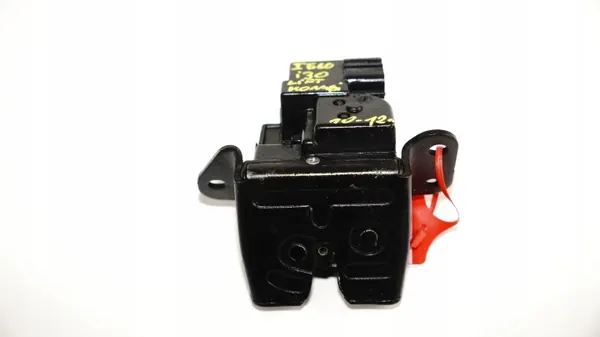 Serrure coffre OEM 371116748 pour Hyundai i30 Break 10-12 image 7