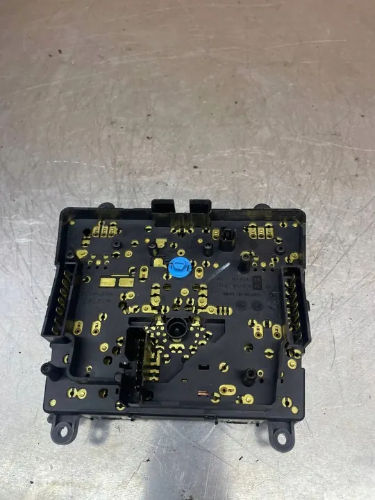 Mercedes-Benz ML W163 2001 Raamknoppen A1638206610 image 2