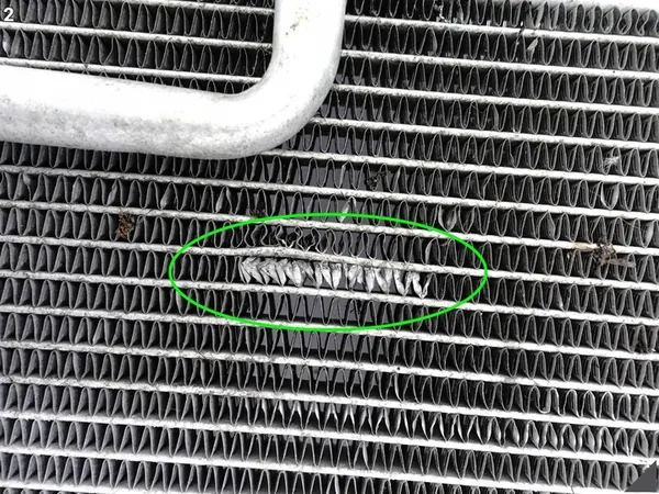 AC-kondensaattori MB C63 W204 E63 W212 SLS C197 AMG A1975000054 image 3