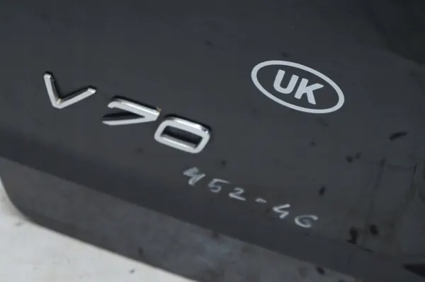 Spoiler arrière OEM 452-46 pour Volvo V70 II image 6