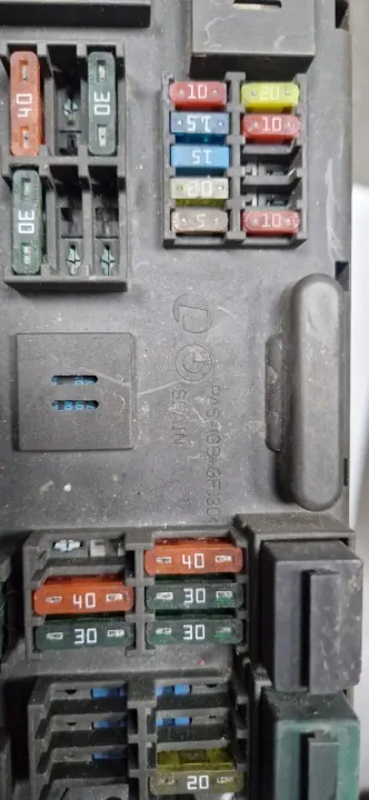 Sicherungskasten BSI OEM 518966010B BMW X5 E70 3.0 D image 7