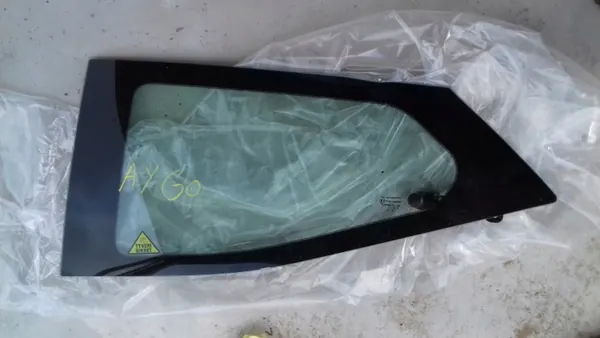 Linker achterzijruit OEM 00048012 - Toyota Aygo image 2