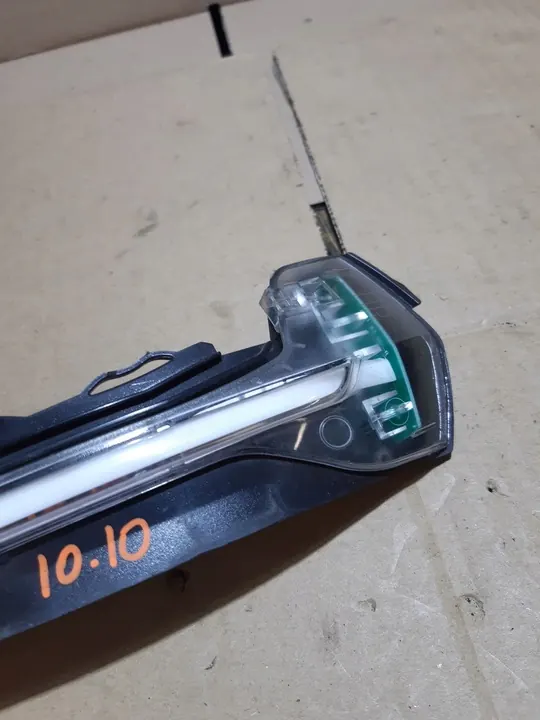 AUDI A3 8V Peilin Indikaattori 8V0949101B image 7