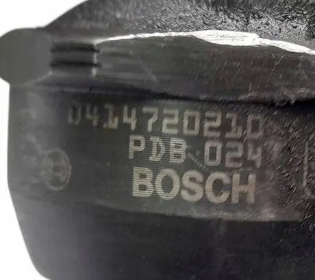 Bomba de injeção OEM 07Z130073F para VW T5 image 3