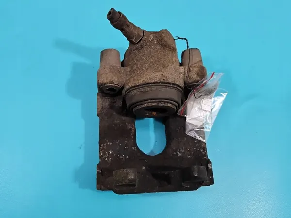 Étrier arrière gauche OEM IMPRK1358252 BMW X3 E83 image 3