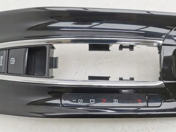 Honda HR-V Tunnelknopf-Abdeckung OEM 83450-T8M-E010-M1 image 9