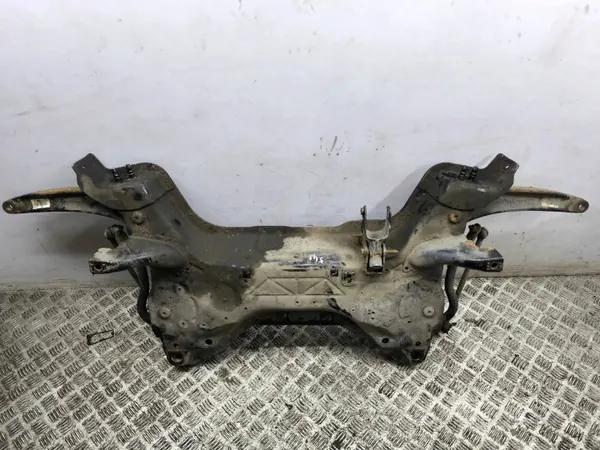 Peugeot 5008 2011 Vorderes Hilfsrahmen OEM AMD124667 image 2