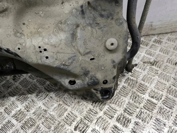 Peugeot 5008 2011 Vorderes Hilfsrahmen OEM AMD124667 image 7