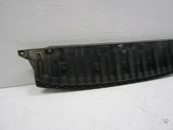 Placa para-choques dianteiro Skoda Fabia III OEM 6V0807611 image 3
