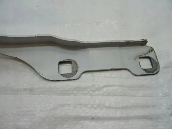 Dobradiça capô esquerda OEM 9677784800 Peugeot 308 T9 image 3