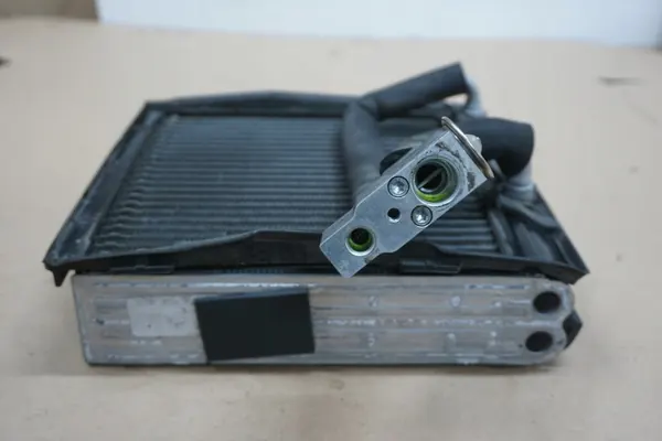 Nissan D40 Ilmastointi Höyrystin OEM D40 PAROWNIK KLIMY image 3