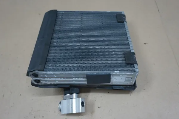Nissan D40 Ilmastointi Höyrystin OEM D40 PAROWNIK KLIMY image 8