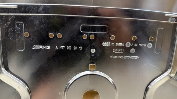 Moottorikansi OEM A1770102013 Mercedes G-Class image 3