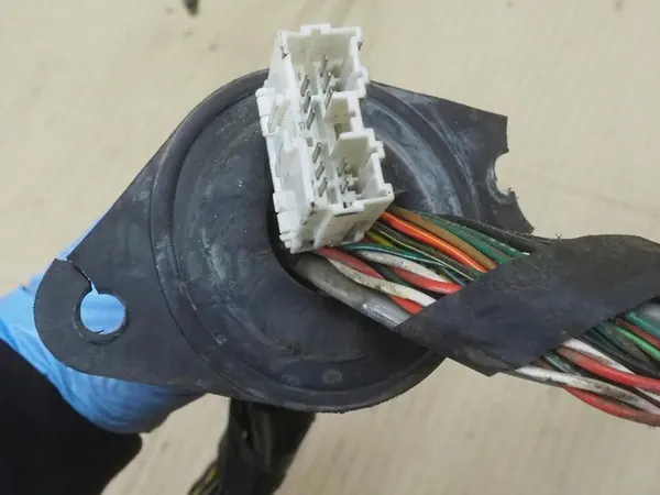 HARNAIS ÉLECTRIQUE MOTEUR HYUNDAI H1 2.5 TD D4BF OEM 33104-42000 image 4