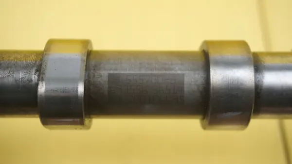 OEM 55570028 Arbre à cames échappement Opel 1.6 CDTI image 4