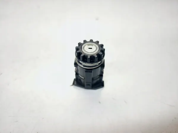 OEM 8E1837064 Vänster Framdörrsklädnad Audi A3 8P A4 B7 image 5