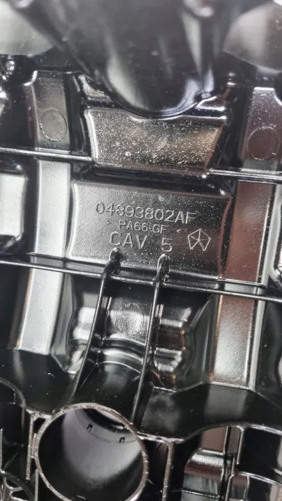 Couvercle de soupape Chrysler OEM P68237714AE - Occasion image 5