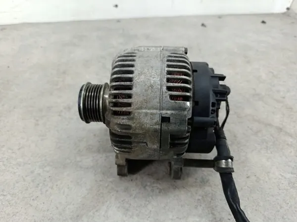 ALTERNADOR VW PASSAT B6 2.0 TDI 021903026L image 3