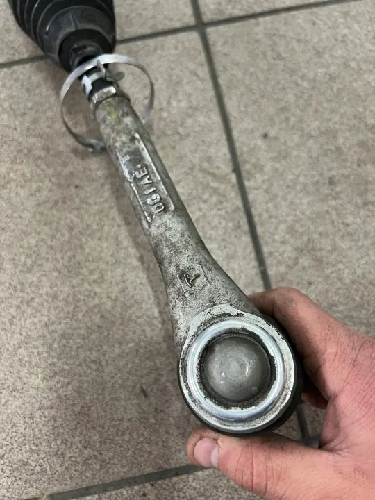 Tesla Model Y Stuurstang OEM - Rechterkant image 4