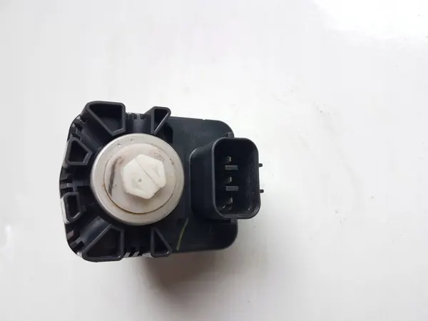 Moteur de réglage phare Nissan OEM RUM34951 image 3