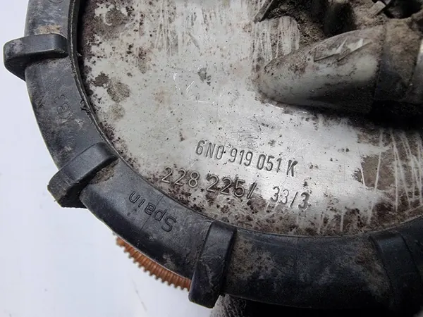 Brandstofpomp Volkswagen Polo image 2