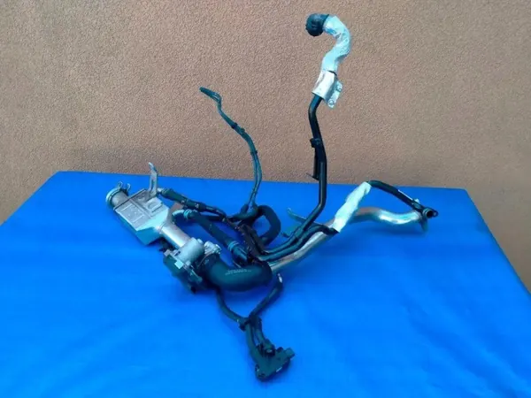 Audi Q7 3.0 TDI EGR-kylare OEM 059131477M image 4