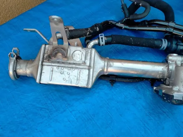 Audi Q7 3.0 TDI EGR-kylare OEM 059131477M image 5