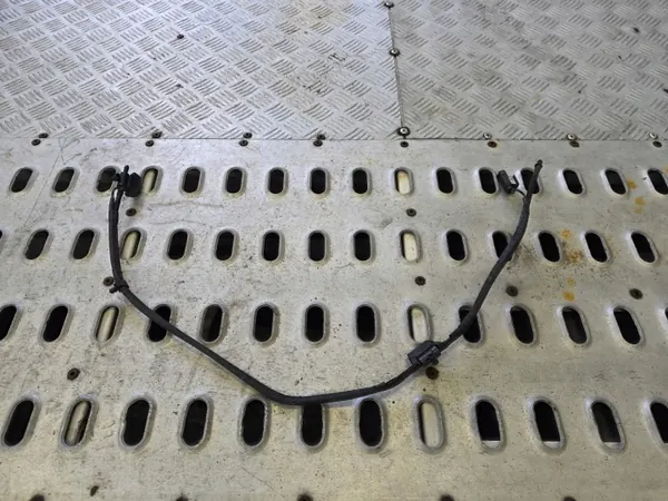 OEM 13264011 Ruitensproeiermondslang voor BMW F10 F07 image 2
